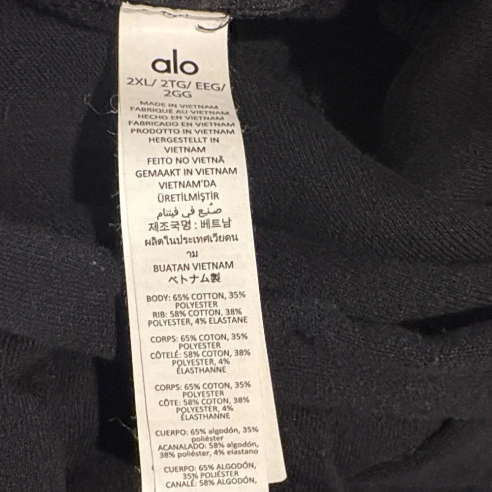 ALO Yoga Hoodie - Picture 7 of 8